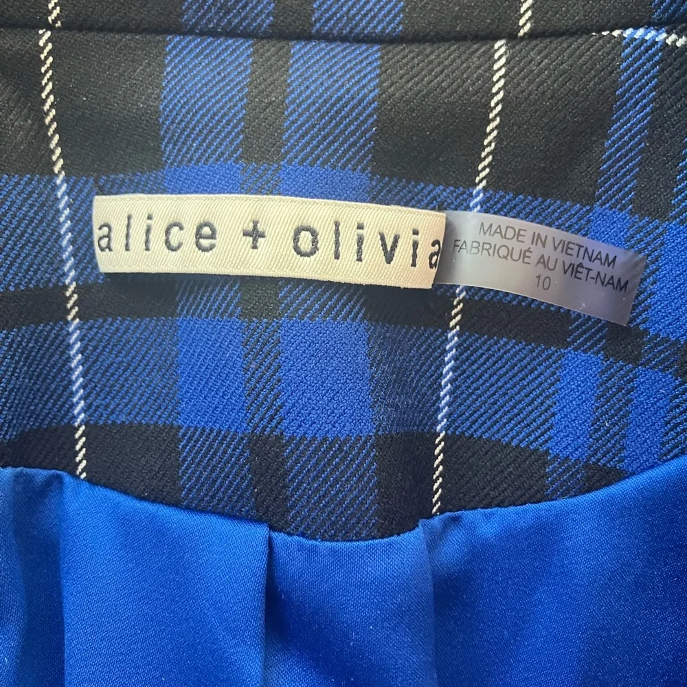 Alice + Olivia Black and Blue Checkered Blazer - Picture 4 of 8